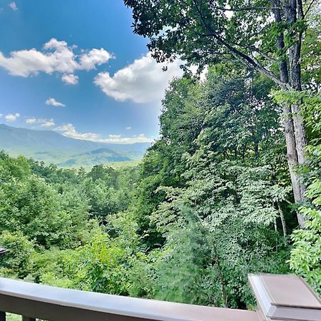 Smoky Mountain Dreams Villa Gatlinburg Bagian luar foto